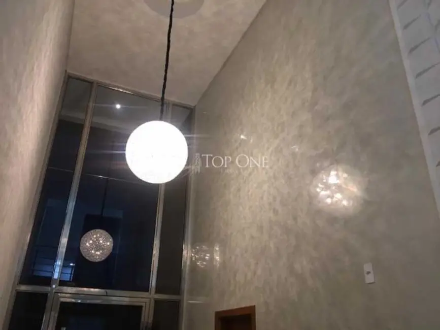 Foto 3 de Apartamento com 2 quartos à venda, 72m2 em Bombinhas - SC