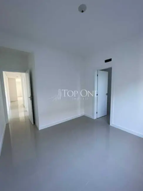 Foto 9 de Apartamento com 3 quartos à venda, 79m2 em Palhoca - SC