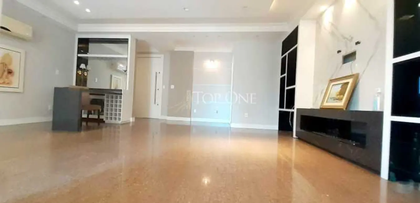 Apartamento com 4 quartos à venda, 108m2 em Florianopolis - SC - imagem 8 Foto 8 de Apartamento com 4 quartos à venda, 108m2 em Florianopolis - SC