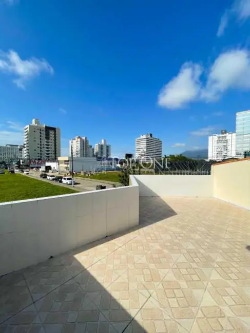 Casa com 3 quartos à venda, 100m2 em Palhoca - SC - imagem 2 Foto 2 de Casa com 3 quartos à venda, 100m2 em Palhoca - SC