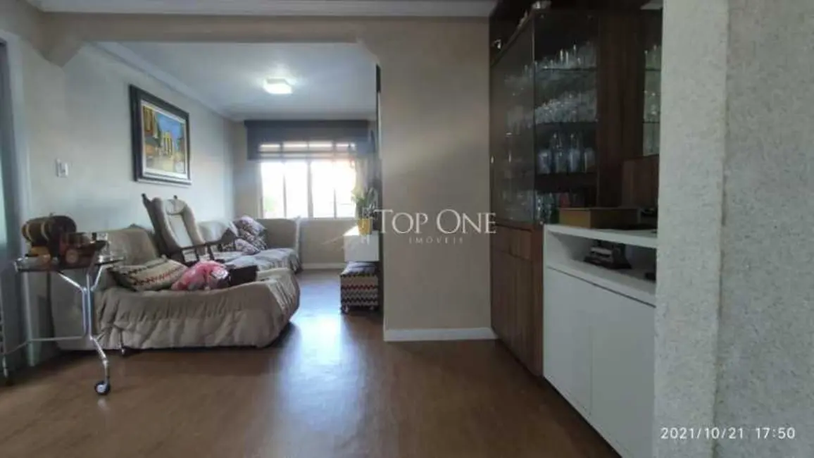 Foto 2 de Casa com 4 quartos à venda, 166m2 em Sao Jose - SC