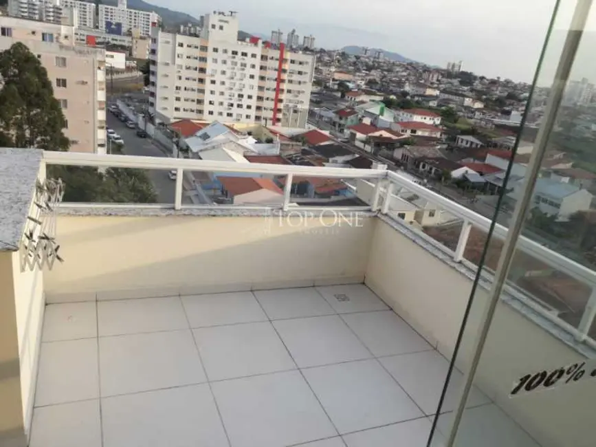 Foto 5 de Cobertura com 2 quartos à venda, 110m2 em Sao Jose - SC