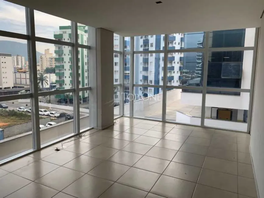 Foto 7 de Sala Comercial à venda, 27m2 em Palhoca - SC