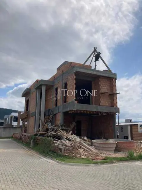 Casa com 3 quartos à venda, 187m2 em Biguacu - SC - imagem 5 Foto 5 de Casa com 3 quartos à venda, 187m2 em Biguacu - SC