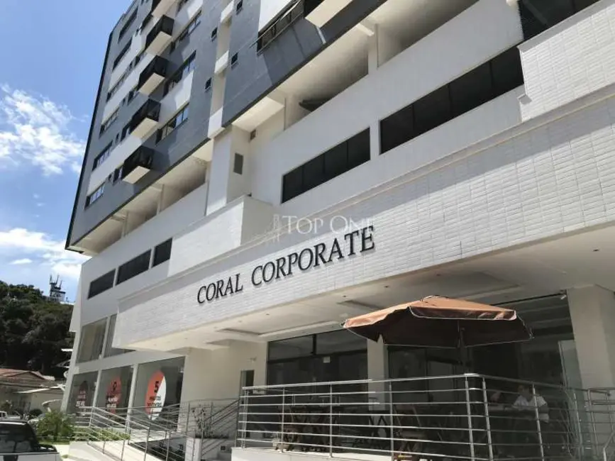Foto 1 de Sala Comercial à venda, 205m2 em Florianopolis - SC