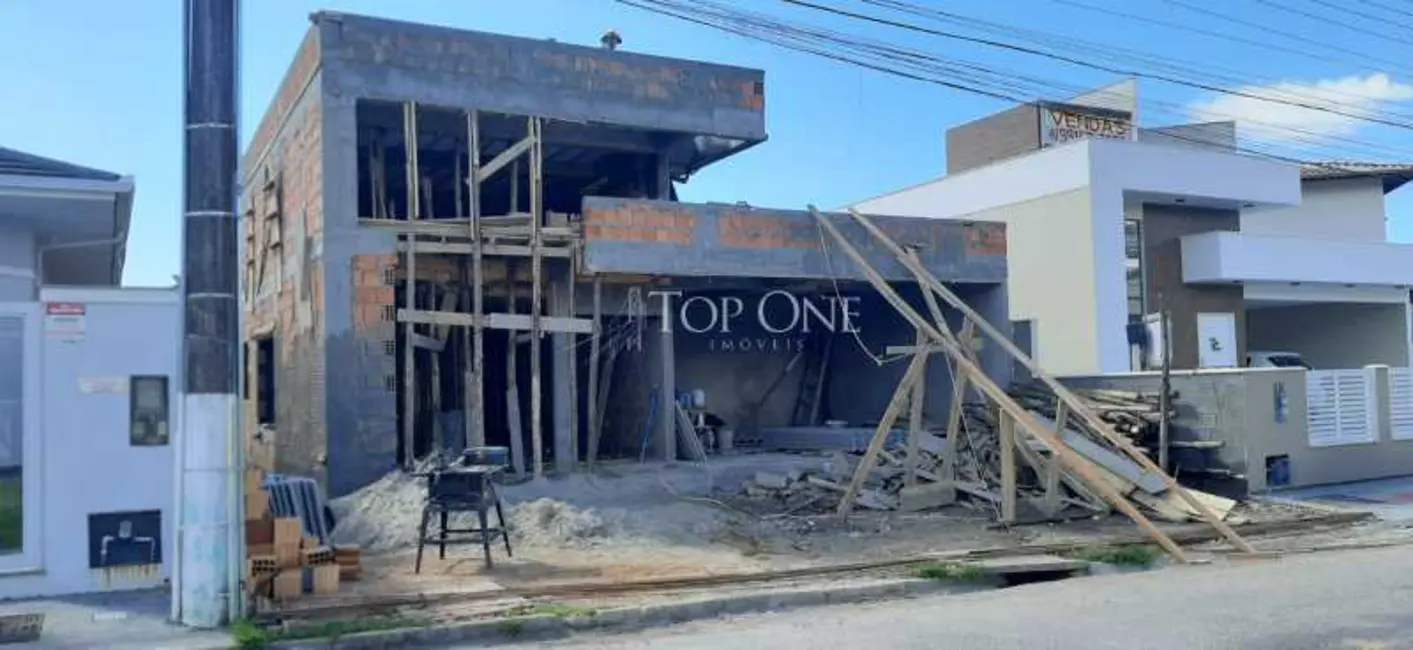 Foto 2 de Casa com 3 quartos à venda, 145m2 em Palhoca - SC