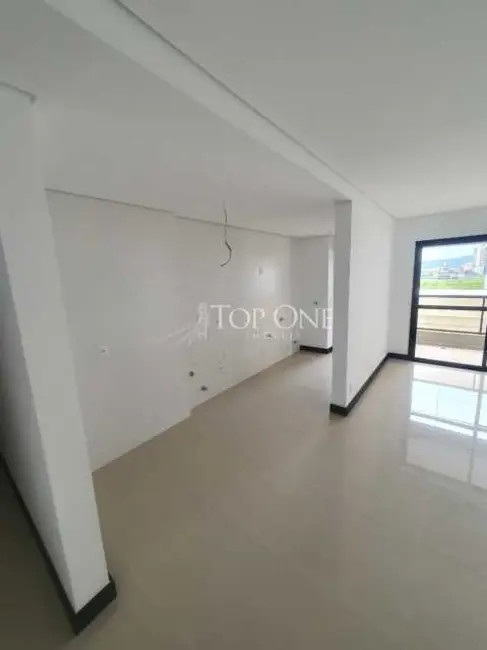 Foto 8 de Apartamento com 2 quartos à venda, 84m2 em Palhoca - SC