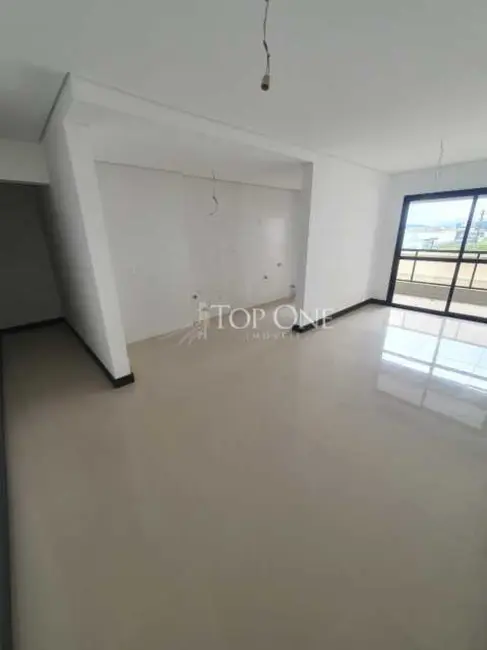 Foto 3 de Apartamento com 2 quartos à venda, 84m2 em Palhoca - SC