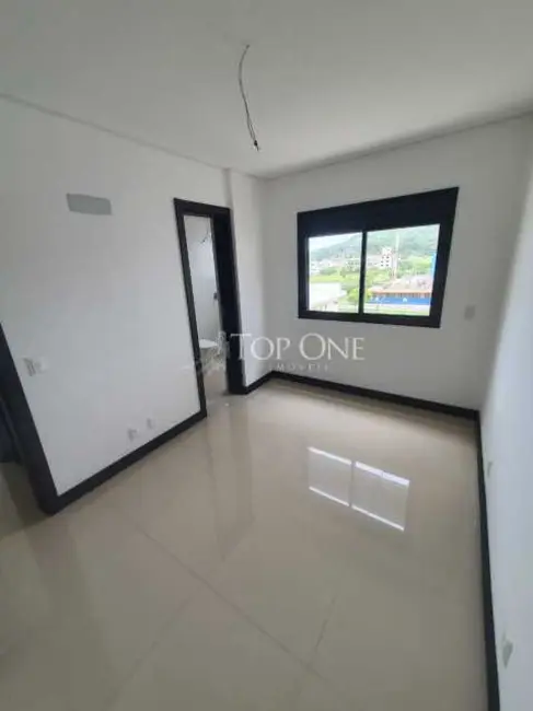 Foto 5 de Apartamento com 2 quartos à venda, 84m2 em Palhoca - SC