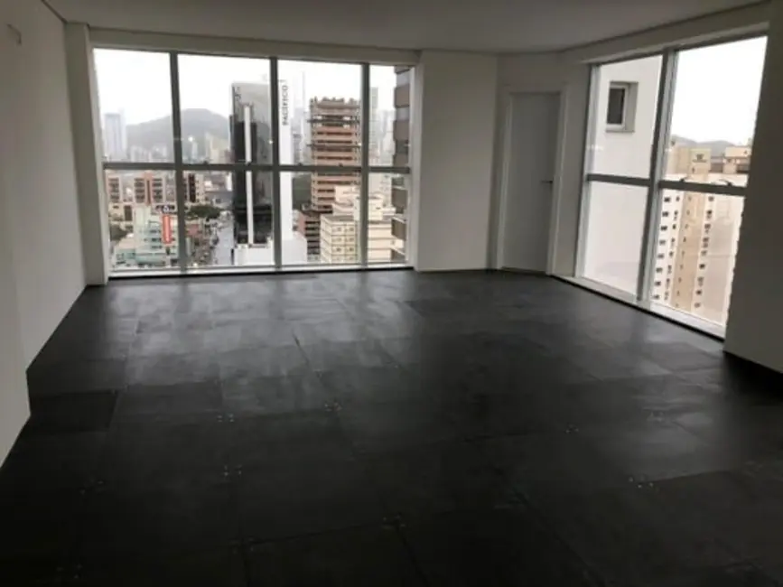 Foto 6 de Sala Comercial à venda, 53m2 em Balneario Camboriu - SC