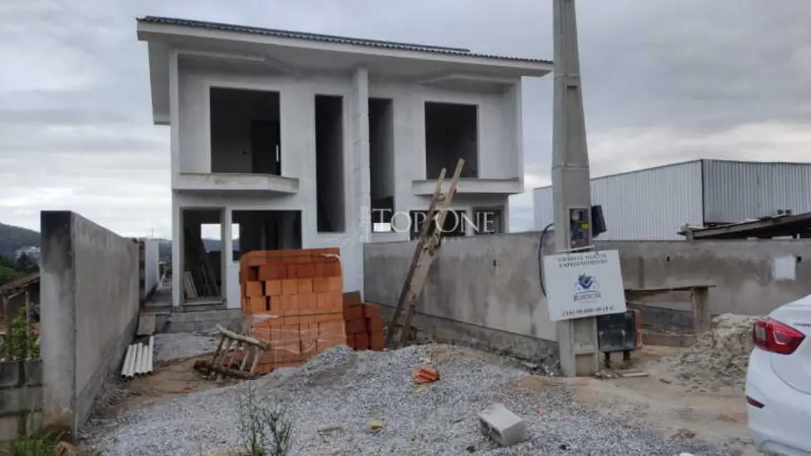 Foto 2 de Casa com 2 quartos à venda, 68m2 em Sao Jose - SC