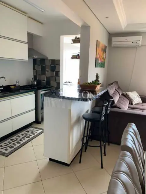 Foto 8 de Apartamento com 2 quartos à venda, 77m2 em Florianopolis - SC