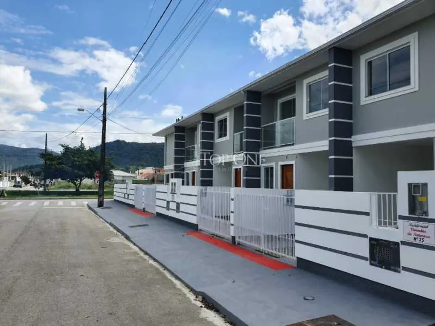 Foto 2 de Casa com 2 quartos à venda, 72m2 em Sao Jose - SC