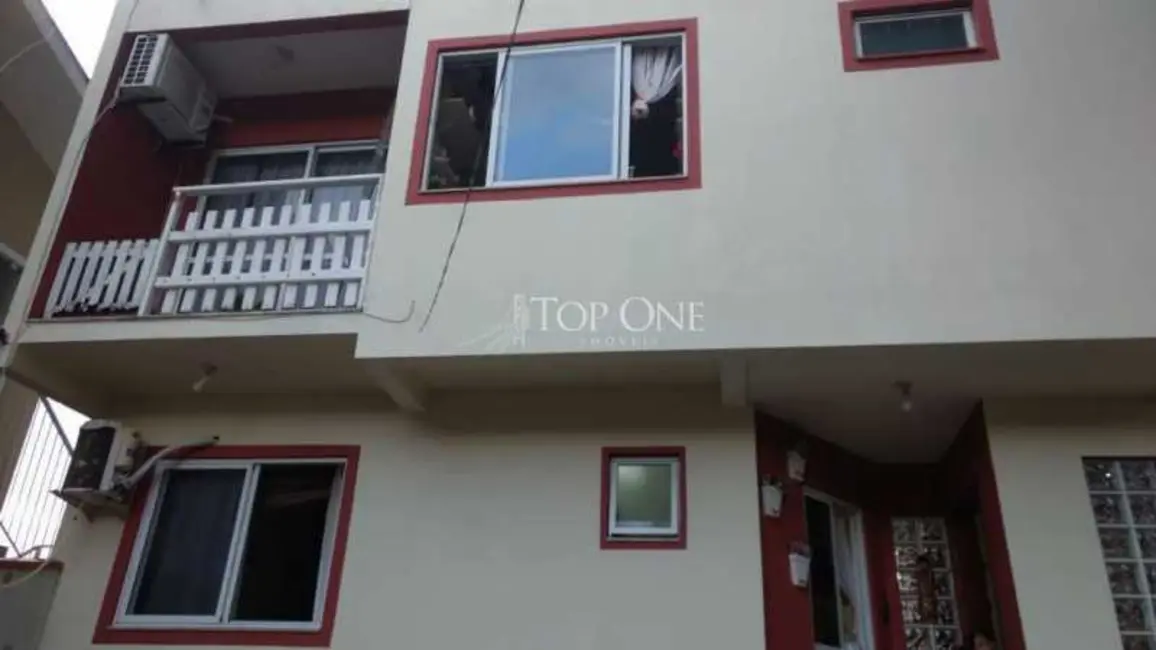 Foto 3 de Casa com 3 quartos à venda, 80m2 em Sao Jose - SC