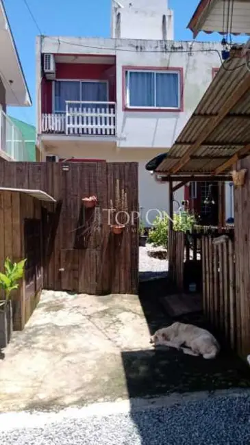 Foto 7 de Casa com 3 quartos à venda, 80m2 em Sao Jose - SC
