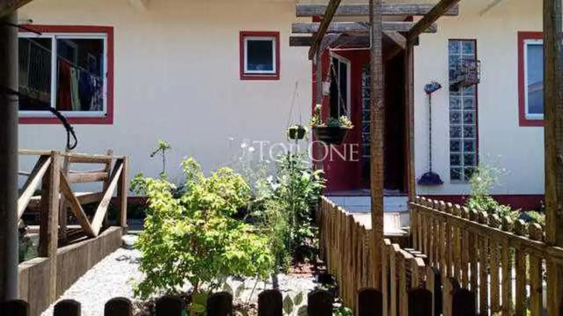 Foto 4 de Casa com 3 quartos à venda, 80m2 em Sao Jose - SC