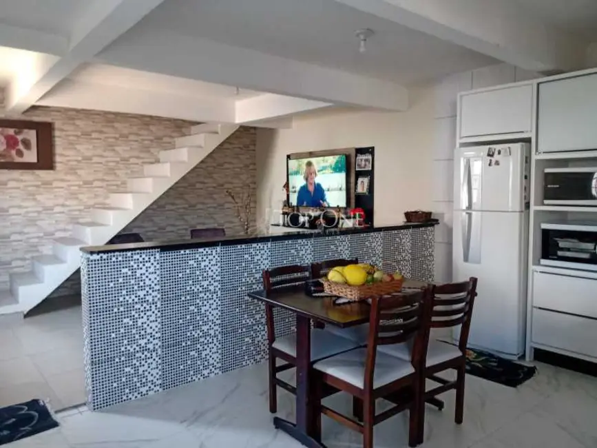 Foto 3 de Casa com 2 quartos à venda, 120m2 em Sao Jose - SC