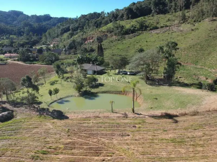 Foto 4 de Sítio / Rancho com 3 quartos à venda, 70m2 em Sao Bonifacio - SC