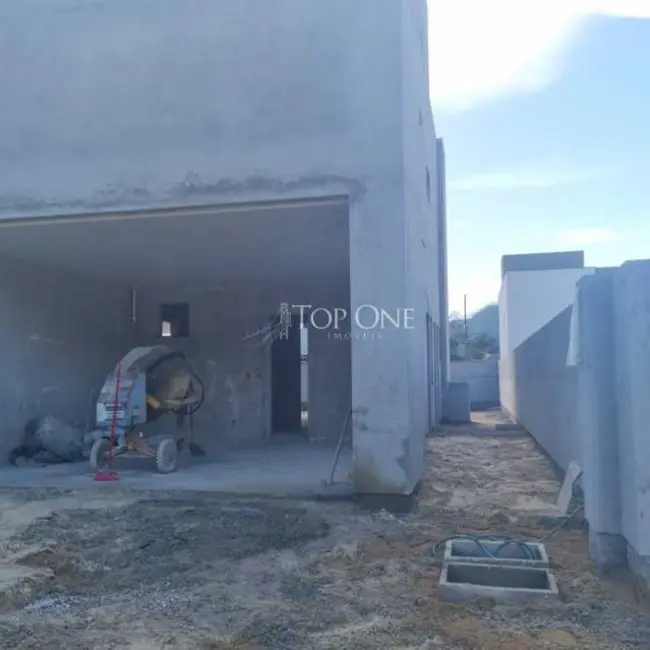 Casa com 5 quartos à venda, 288m2 em Florianopolis - SC - imagem 5 Foto 5 de Casa com 5 quartos à venda, 288m2 em Florianopolis - SC