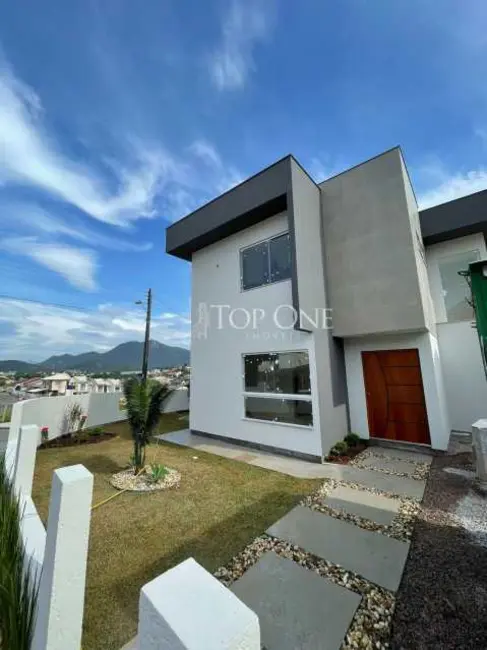 Foto 1 de Casa com 3 quartos à venda, 93m2 em Sao Jose - SC