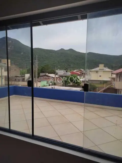 Casa com 3 quartos à venda, 120m2 em Florianopolis - SC - imagem 8 Foto 8 de Casa com 3 quartos à venda, 120m2 em Florianopolis - SC