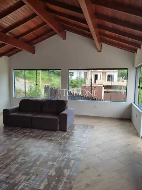 Casa com 3 quartos à venda, 120m2 em Florianopolis - SC - imagem 5 Foto 5 de Casa com 3 quartos à venda, 120m2 em Florianopolis - SC