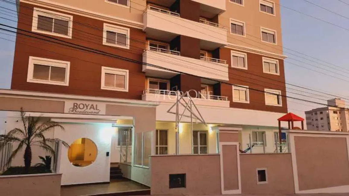 Foto 1 de Apartamento com 2 quartos à venda, 67m2 em Sao Jose - SC