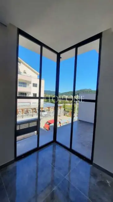 Casa com 3 quartos à venda, 130m2 em Florianopolis - SC - imagem 9 Foto 9 de Casa com 3 quartos à venda, 130m2 em Florianopolis - SC