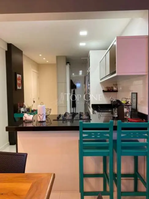 Foto 5 de Apartamento com 2 quartos à venda, 66m2 em Itapema - SC