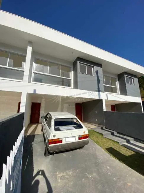 Foto 2 de Casa com 2 quartos à venda, 95m2 em Sao Jose - SC