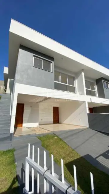 Foto 2 de Casa com 3 quartos à venda, 107m2 em Sao Jose - SC