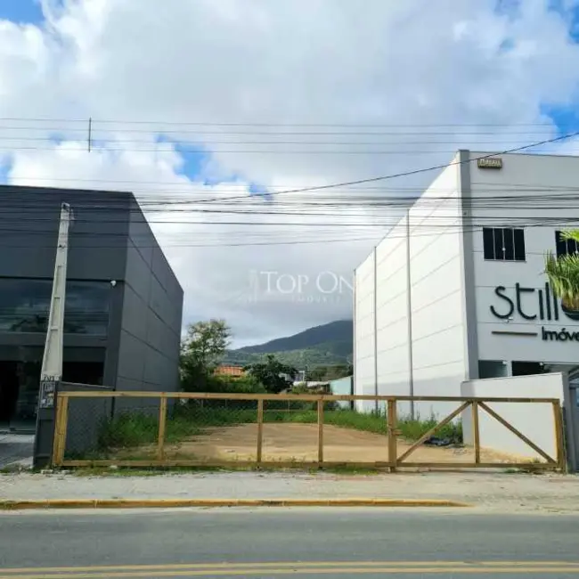 Foto 1 de Terreno / Lote à venda, 282m2 em Porto Belo - SC