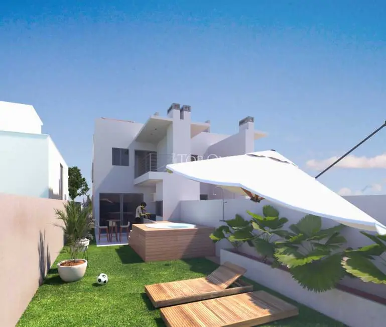 Foto 3 de Casa com 2 quartos à venda, 187m2 em Florianopolis - SC