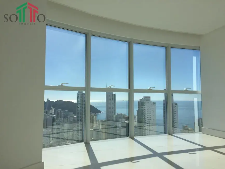 Apartamento com 3 quartos à venda, 129m2 em Centro, Balneario Camboriu - SC - imagem 6 Foto 6 de Apartamento com 3 quartos à venda, 129m2 em Centro, Balneario Camboriu - SC