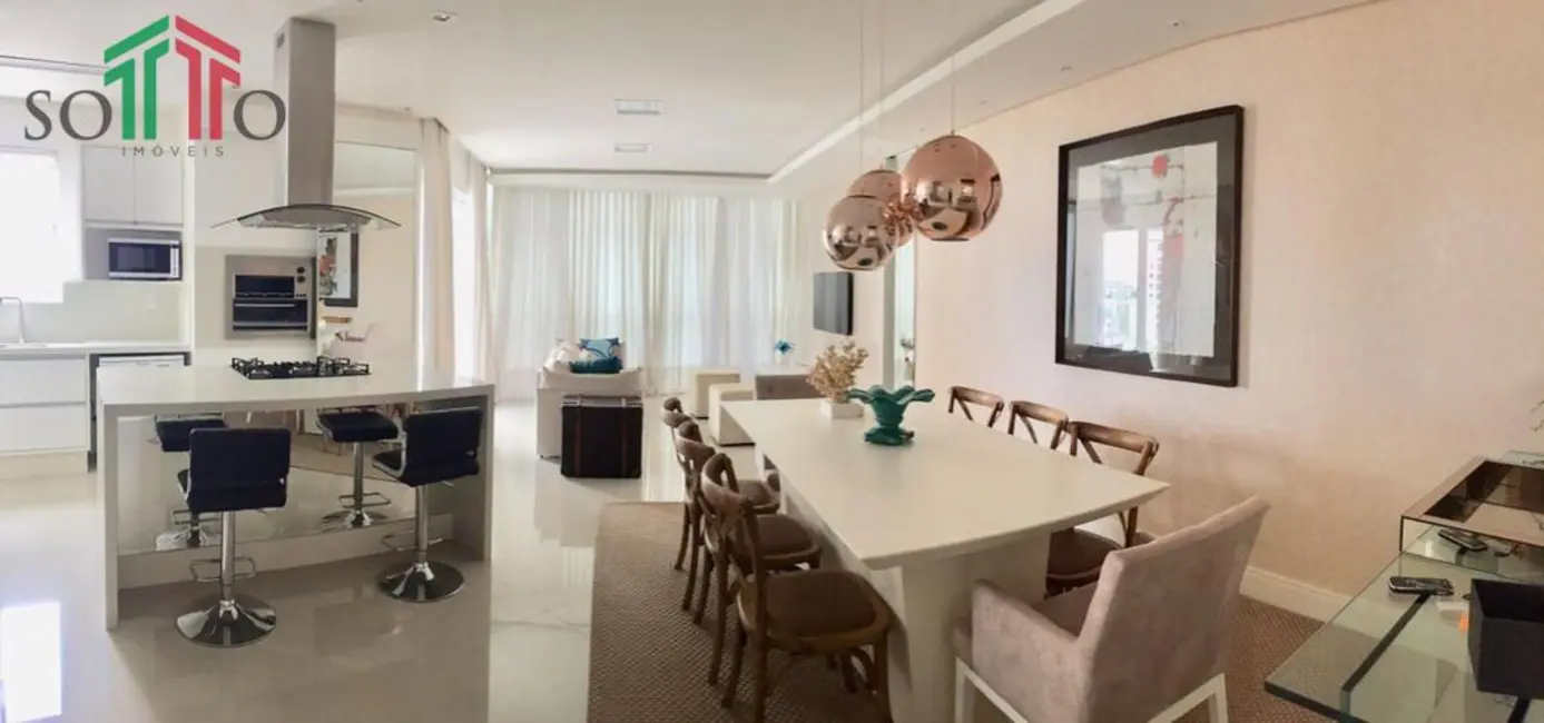 Apartamento com 3 quartos à venda, 170m2 em Centro, Balneario Camboriu - SC - imagem 8 Foto 8 de Apartamento com 3 quartos à venda, 170m2 em Centro, Balneario Camboriu - SC