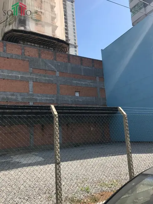 Foto 2 de Terreno / Lote à venda, 528m2 em Centro, Balneario Camboriu - SC