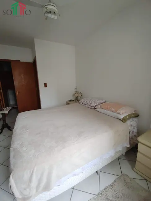 Foto 7 de Apartamento com 1 quarto à venda, 76m2 em Meia Praia, Itapema - SC