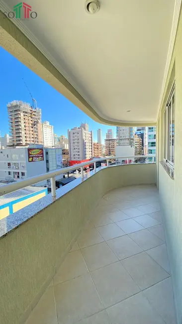 Foto 3 de Apartamento com 4 quartos para alugar, 150m2 em Meia Praia, Itapema - SC
