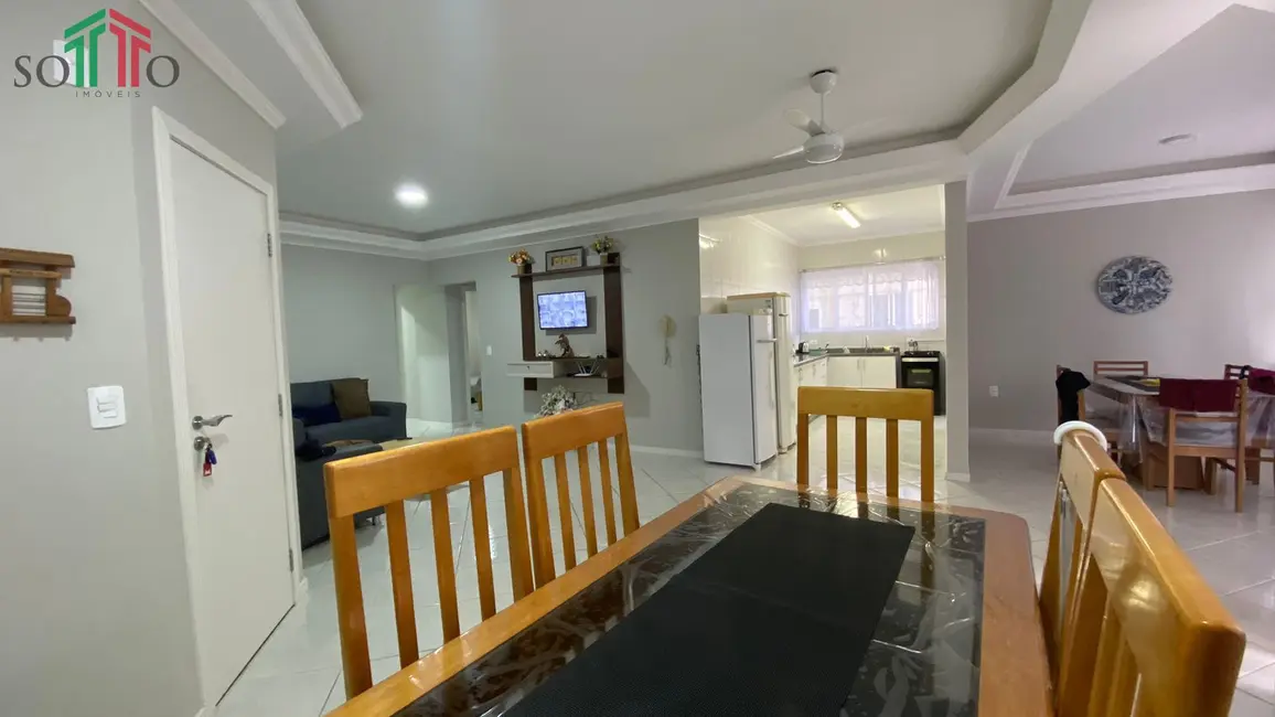 Foto 9 de Apartamento com 4 quartos para alugar, 160m2 em Meia Praia, Itapema - SC