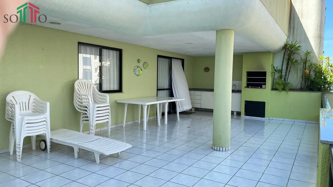 Cobertura com 3 quartos para alugar, 190m2 em Meia Praia, Itapema - SC - imagem 4 Foto 4 de Cobertura com 3 quartos para alugar, 190m2 em Meia Praia, Itapema - SC
