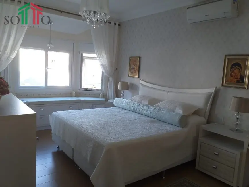 Foto 8 de Casa de Condomínio com 3 quartos à venda, 262m2 em Itapema - SC