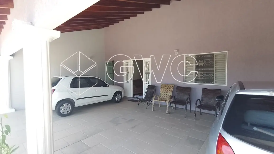 Foto 3 de Casa com 3 quartos à venda, 250m2 em Jardim Virgínia, Marilia - SP
