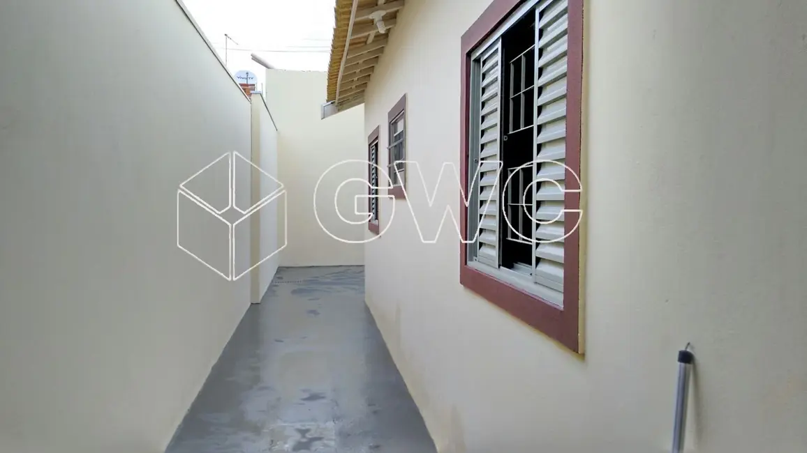 Foto 2 de Casa com 2 quartos à venda, 80m2 em Osvaldo Fanceli, Marilia - SP