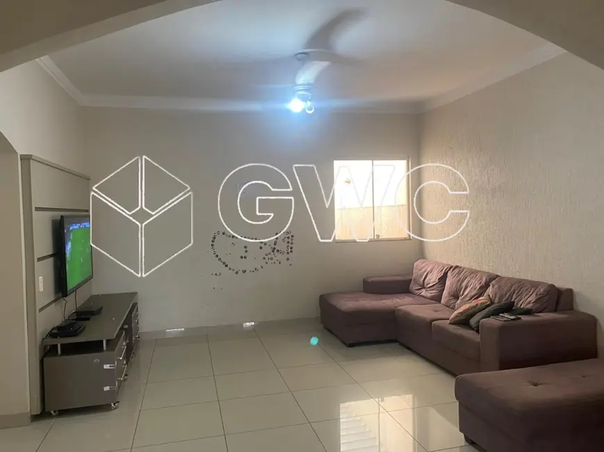 Foto 3 de Casa com 3 quartos à venda, 460m2 em Bassan, Marilia - SP