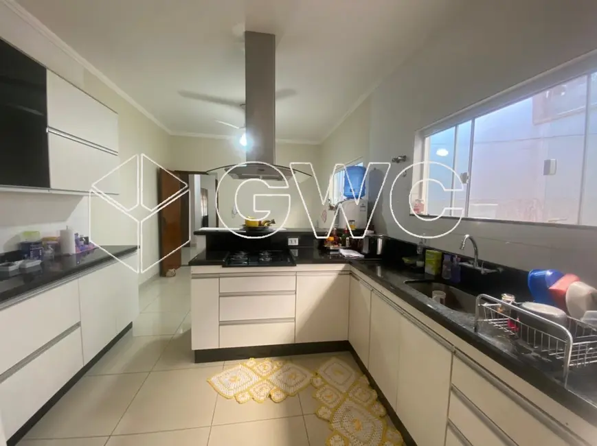 Foto 4 de Casa com 3 quartos à venda, 460m2 em Bassan, Marilia - SP