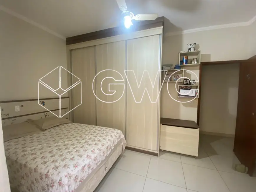 Foto 6 de Casa com 3 quartos à venda, 460m2 em Bassan, Marilia - SP