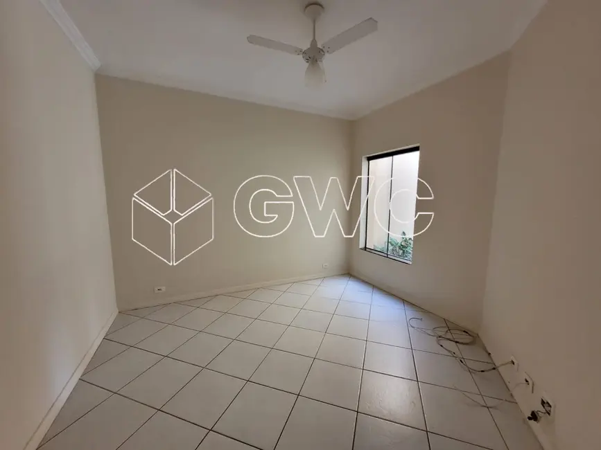 Casa com 3 quartos para alugar, 300m2 em Jardim Maria Izabel, Marilia - SP - imagem 4 Foto 4 de Casa com 3 quartos para alugar, 300m2 em Jardim Maria Izabel, Marilia - SP