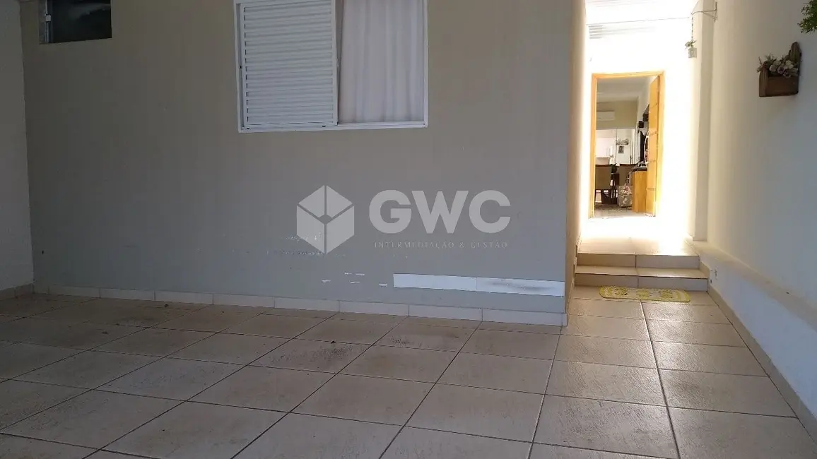 Foto 3 de Casa com 3 quartos à venda, 130m2 em Marilia - SP