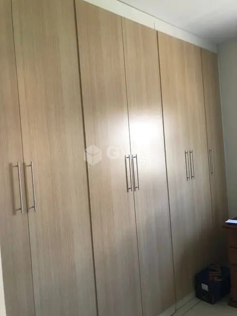 Casa com 3 quartos para alugar, 250m2 em Jardim Parati, Marilia - SP - imagem 5 Foto 5 de Casa com 3 quartos para alugar, 250m2 em Jardim Parati, Marilia - SP