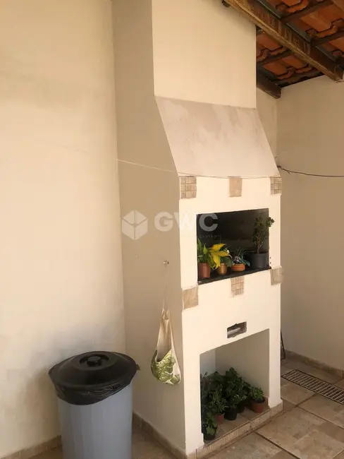 Casa com 3 quartos para alugar, 250m2 em Jardim Parati, Marilia - SP - imagem 9 Foto 9 de Casa com 3 quartos para alugar, 250m2 em Jardim Parati, Marilia - SP